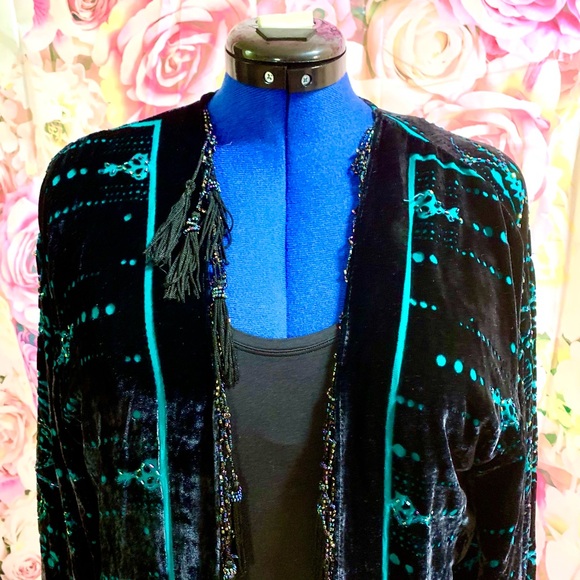Black and Blue beaded kimono - Picture 2 of 7